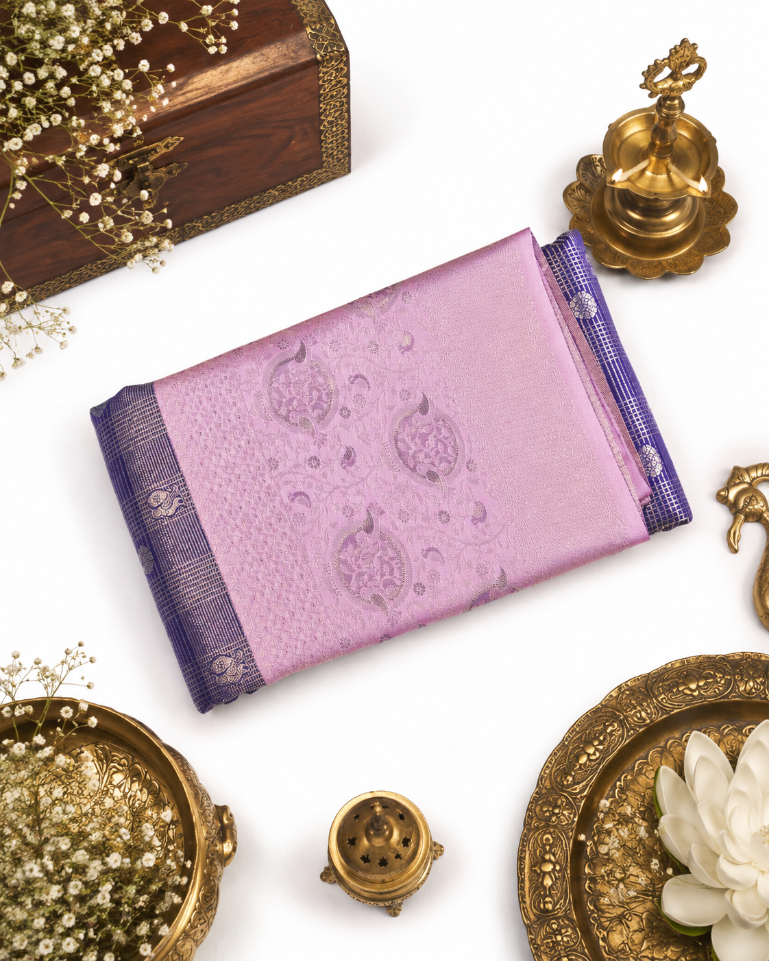 Lavender Kanjivaram pure silk saree with gold zari — close-up detail 2 — Vasthara Boutique